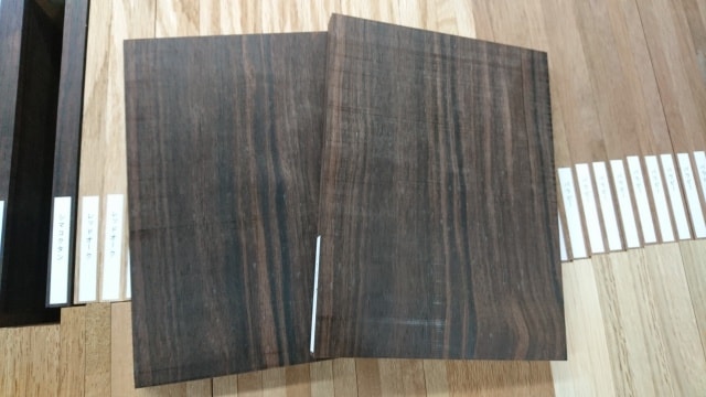 縞黒檀（シマコクタン）　無垢材