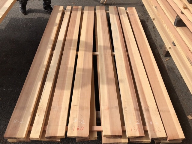 吉野杉（ヨシノスギ）　無垢材