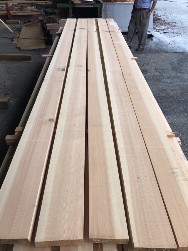 吉野杉（ヨシノスギ）　無垢材