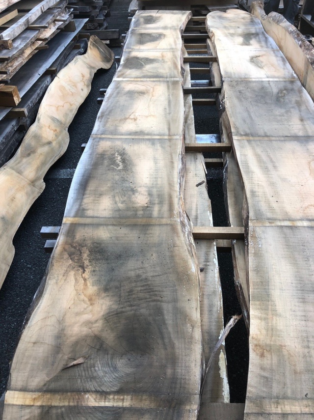 山桜（ヤマザクラ）　無垢材