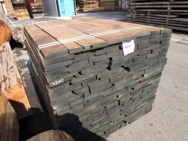 ウォールナット　無垢材