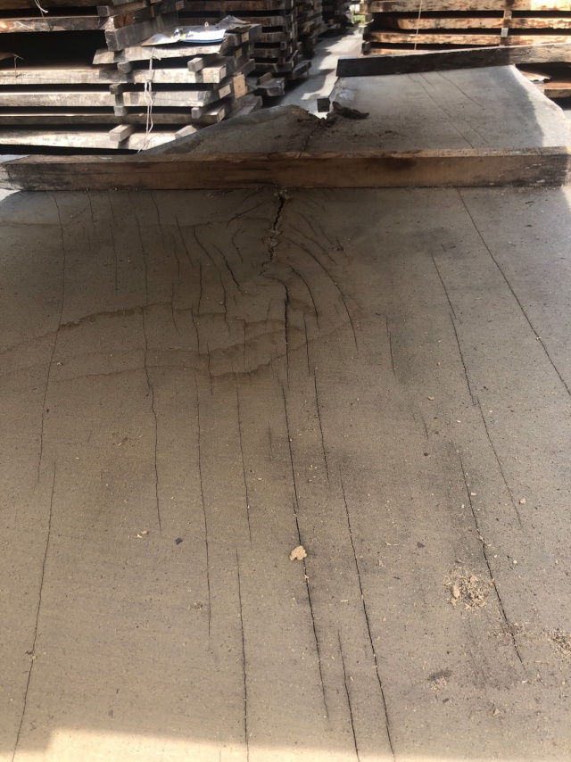 楢(ナラ) 無垢材