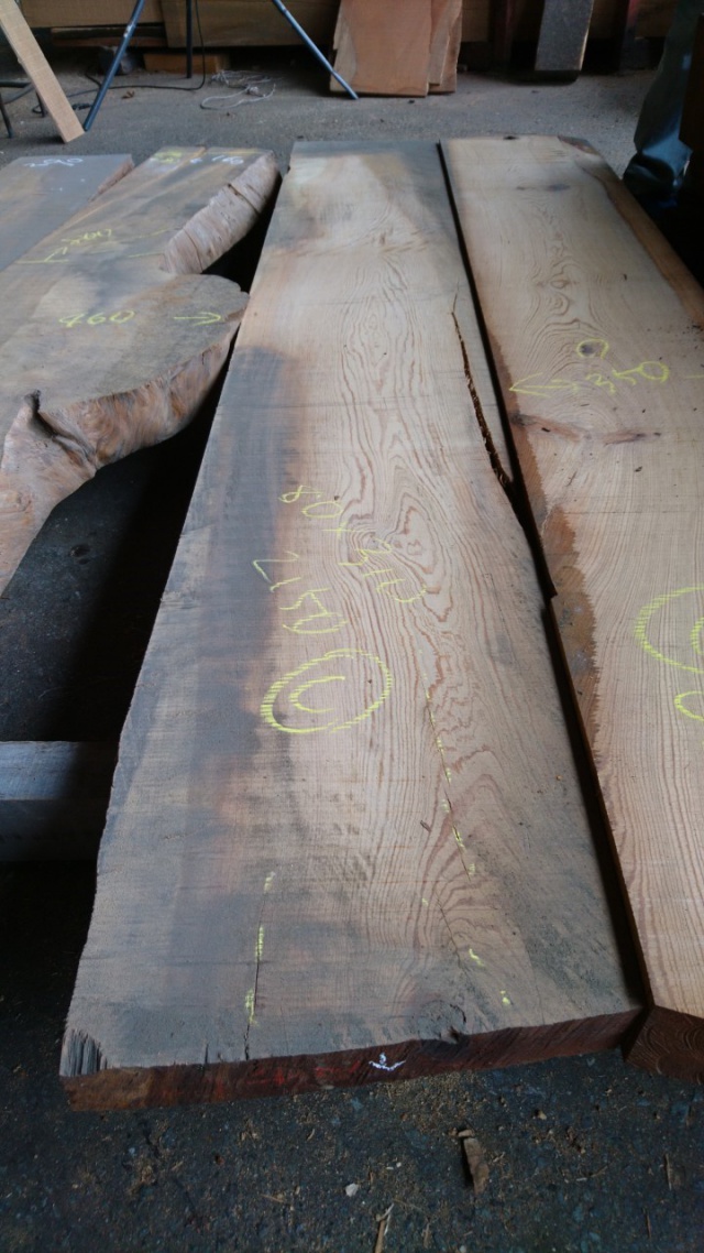 黒松（クロマツ）　無垢材