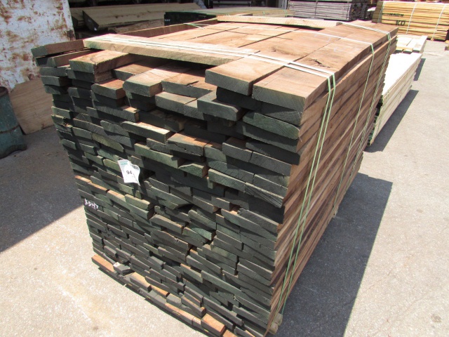 ウォールナット　無垢材