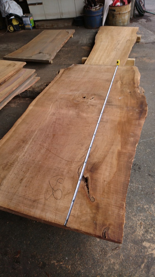 屋久杉（ヤクスギ）　無垢材