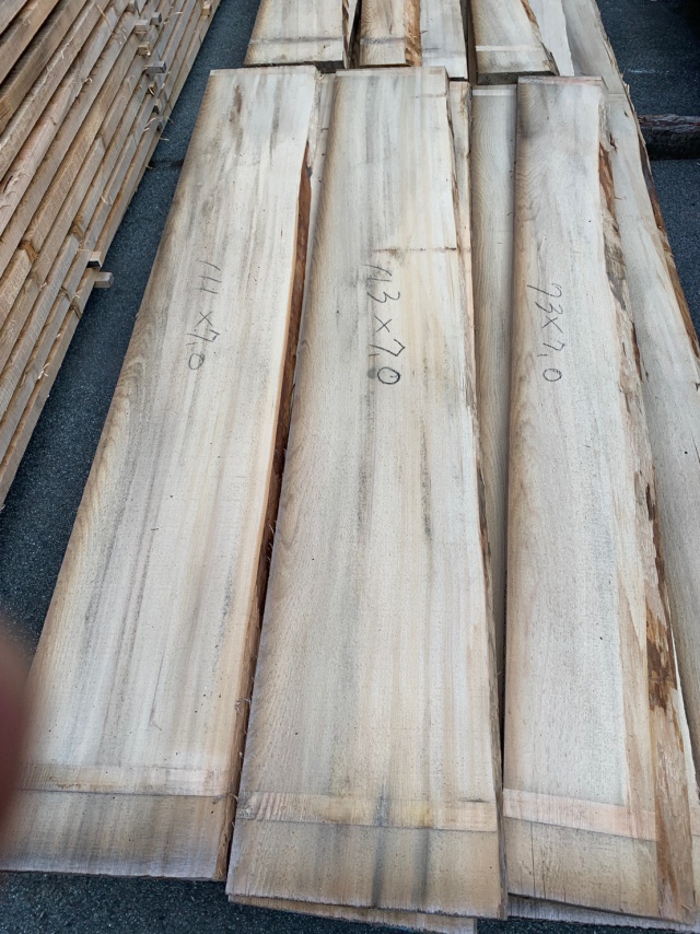 バルサム　無垢材