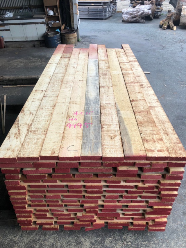 米檜葉（ベイヒバ）　無垢材