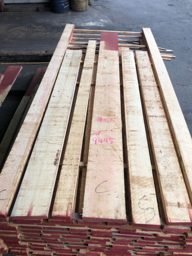 米檜葉（ベイヒバ）　無垢材