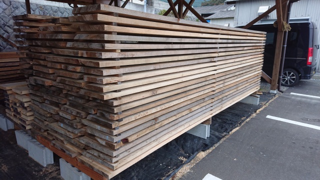 バルサム　無垢材