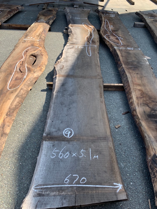 ウォールナット　一枚板