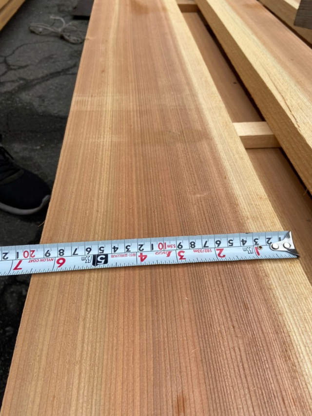 吉野杉（ヨシノスギ）　無垢材