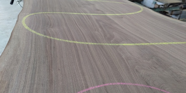 ウォールナット　一枚板