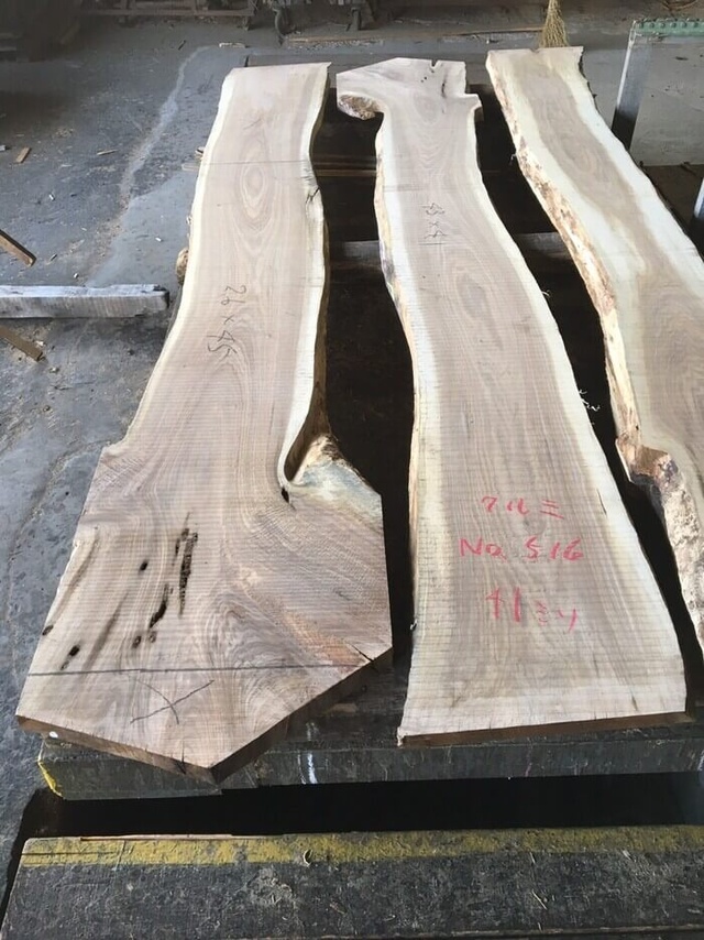 胡桃（クルミ）　無垢材