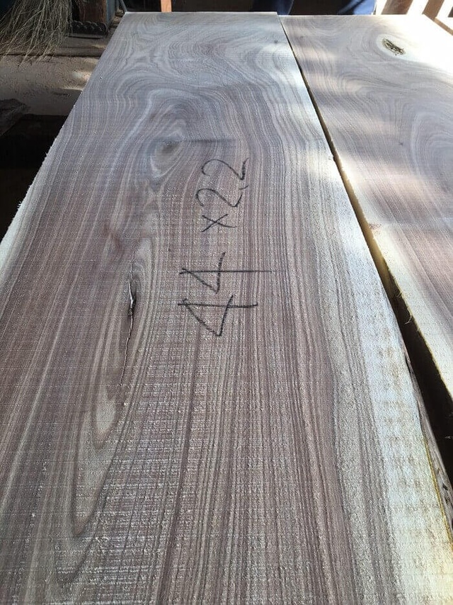 胡桃（クルミ）　無垢材