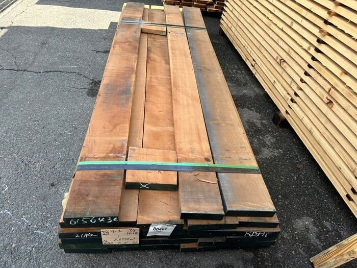 チェリー　無垢材