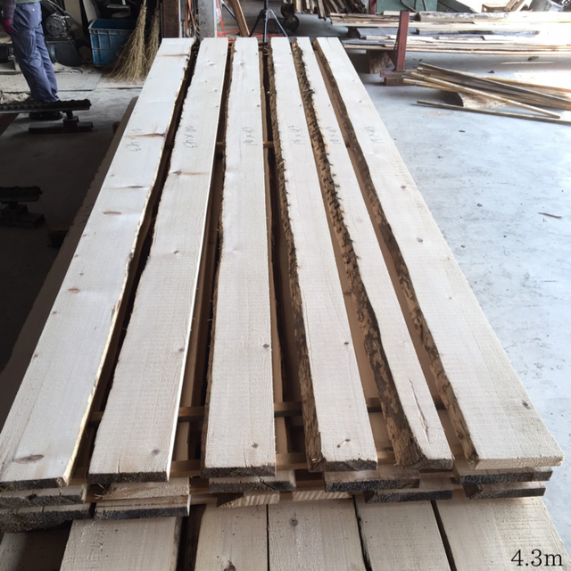 バルサム 無垢材