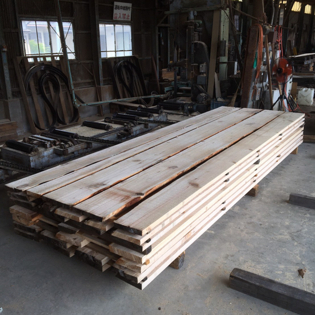 バルサム 無垢材