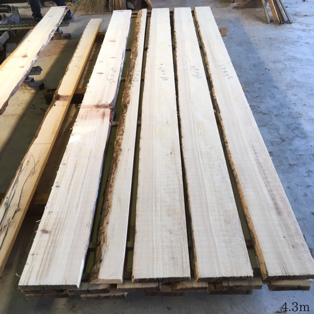 バルサム 無垢材