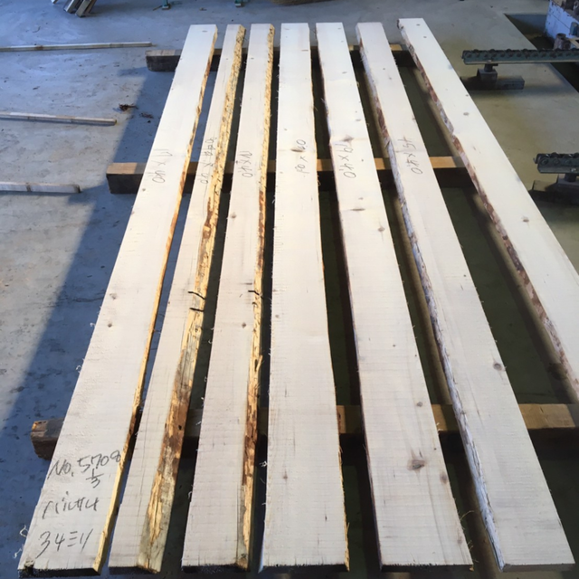 バルサム 無垢材