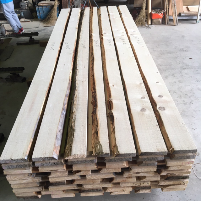 バルサム 無垢材