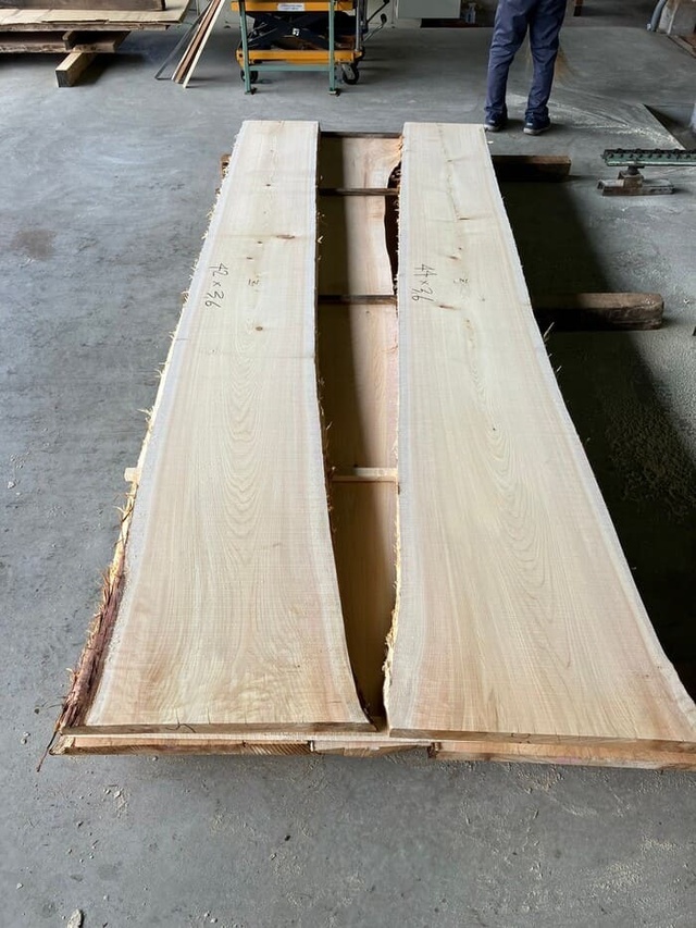 檜（ヒノキ）　無垢材