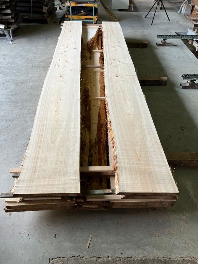 檜（ヒノキ）　無垢材