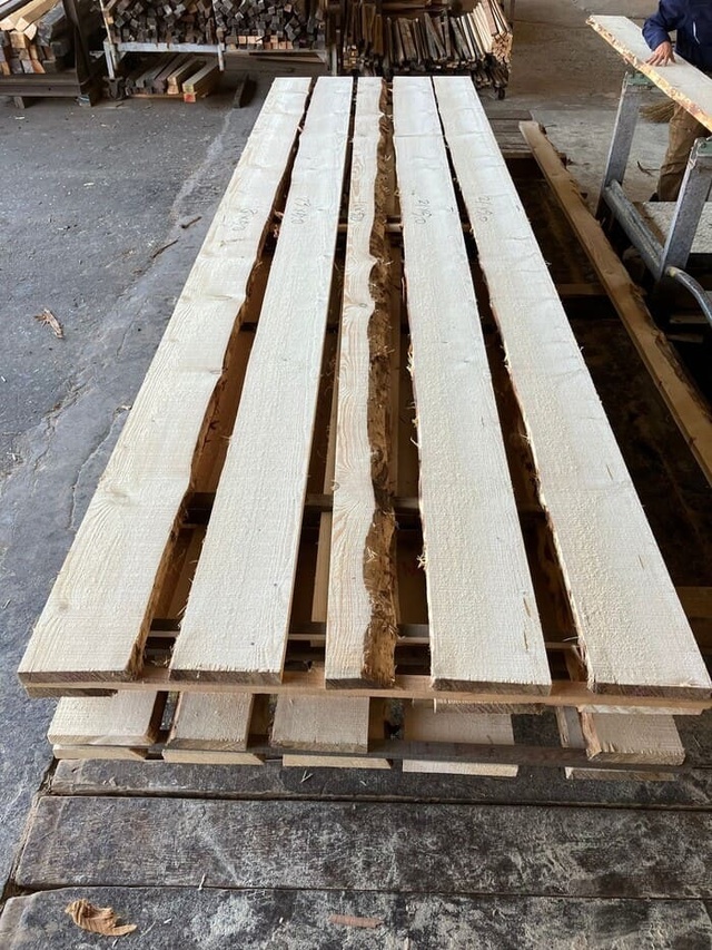 ホワイトスプルース　無垢材