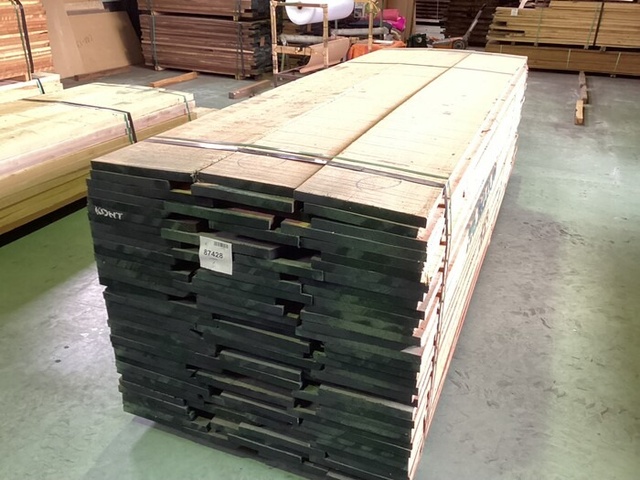 チェリー　無垢材