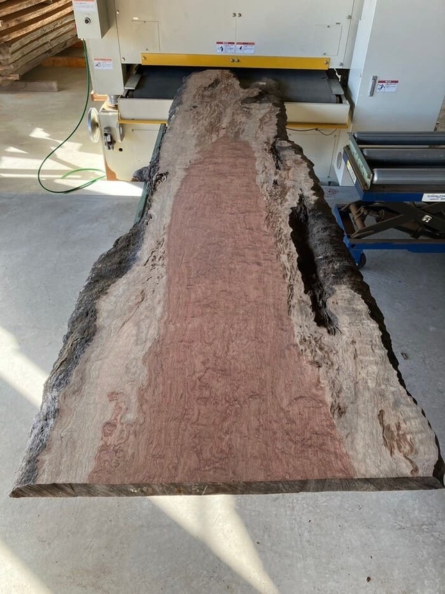 ブビンガ　一枚板