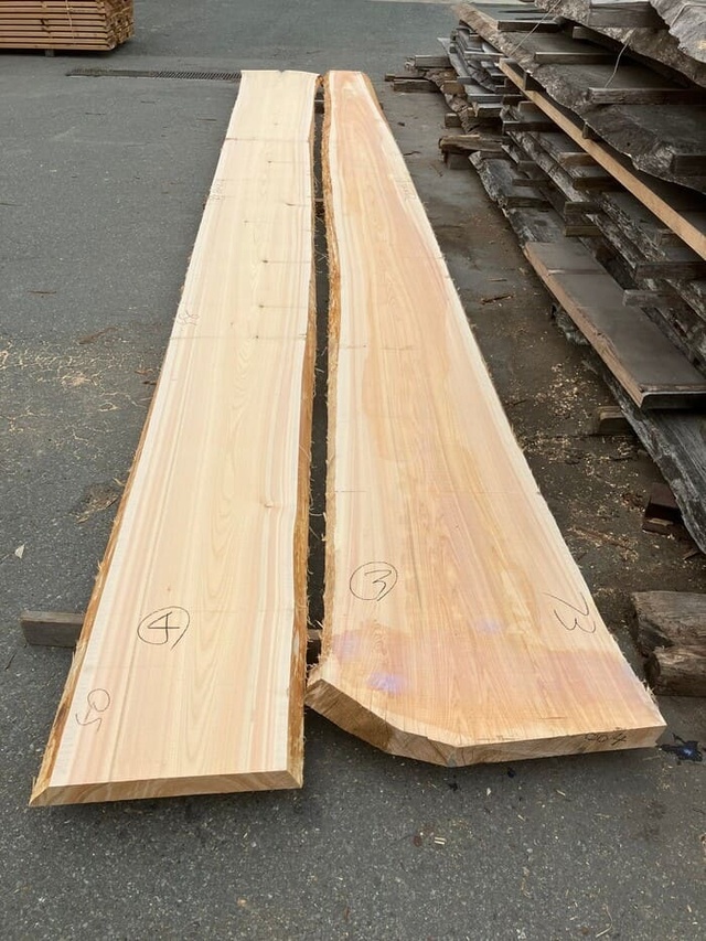 檜（ヒノキ）　無垢材