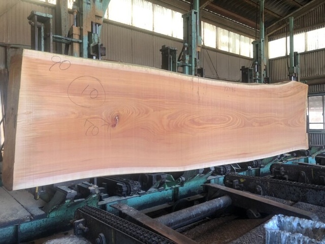 欅（ケヤキ）　一枚板