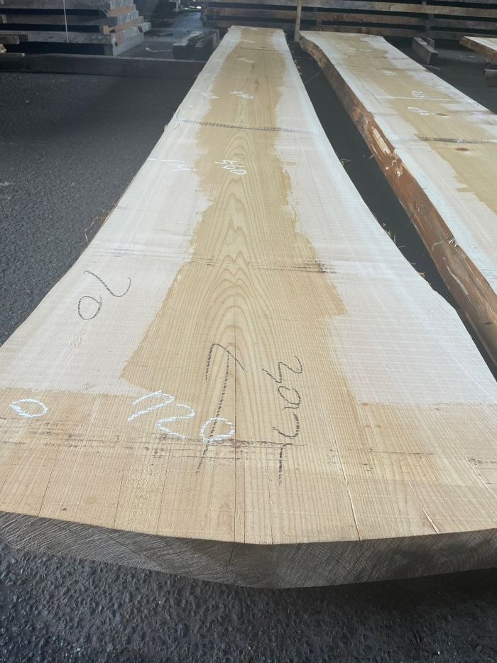 ヒノキ一枚板　カウンター