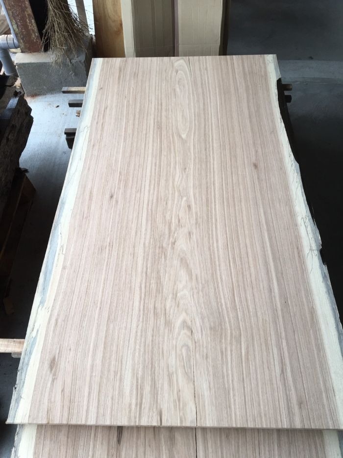 ベリ一枚板　テーブル