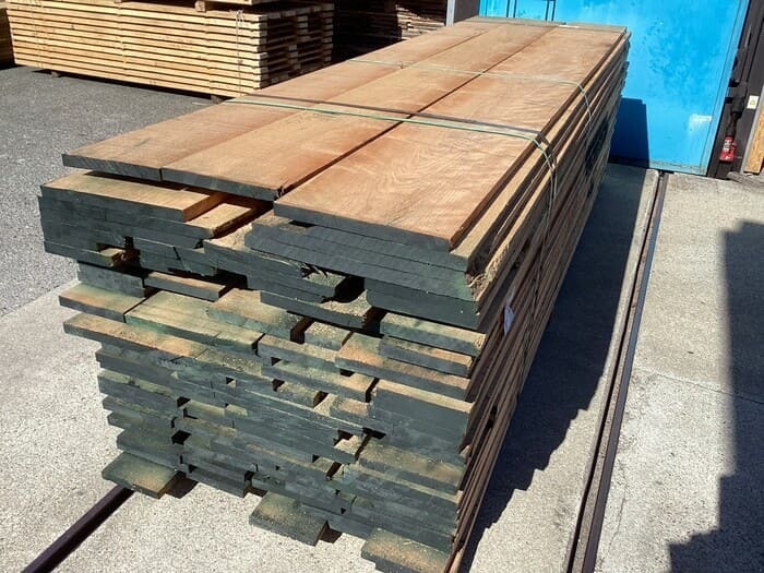 チェリー　無垢材