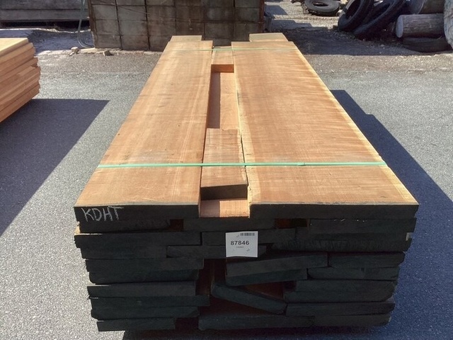 チェリー　無垢材