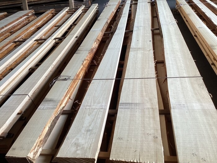 檜（ヒノキ）　無垢材