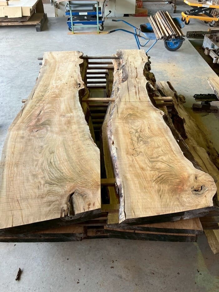 山桜（ヤマサクラ）　無垢材