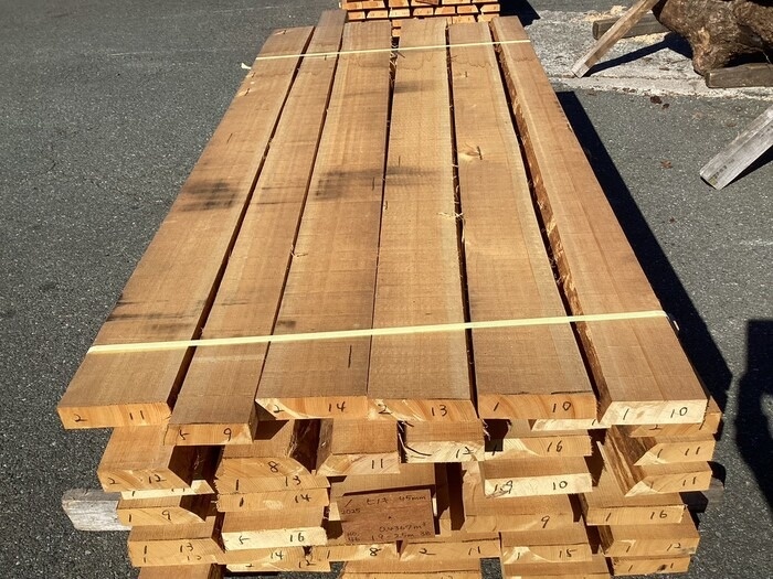 東濃檜（トウノウヒノキ）　無垢材