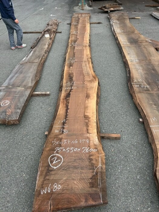 ウォールナット　一枚板