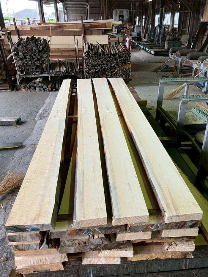 バルサム　無垢材