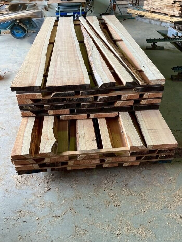 杉（スギ）　無垢材