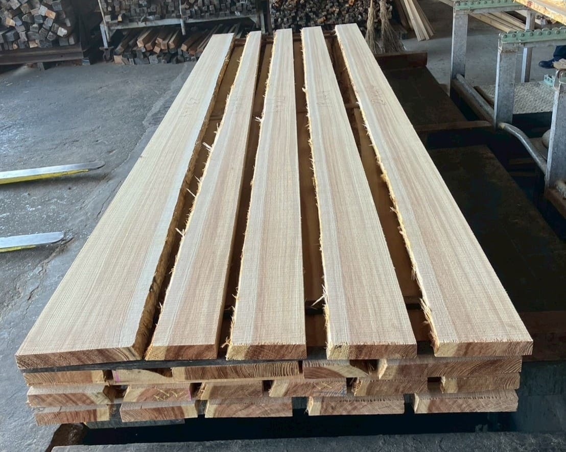 杉（スギ）　無垢材