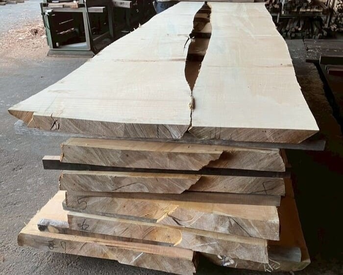 銀杏（イチョウ）　無垢材