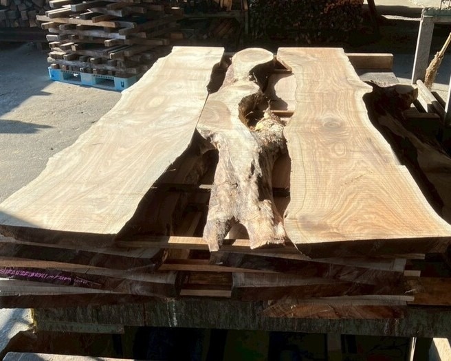 胡桃（クルミ）　無垢材