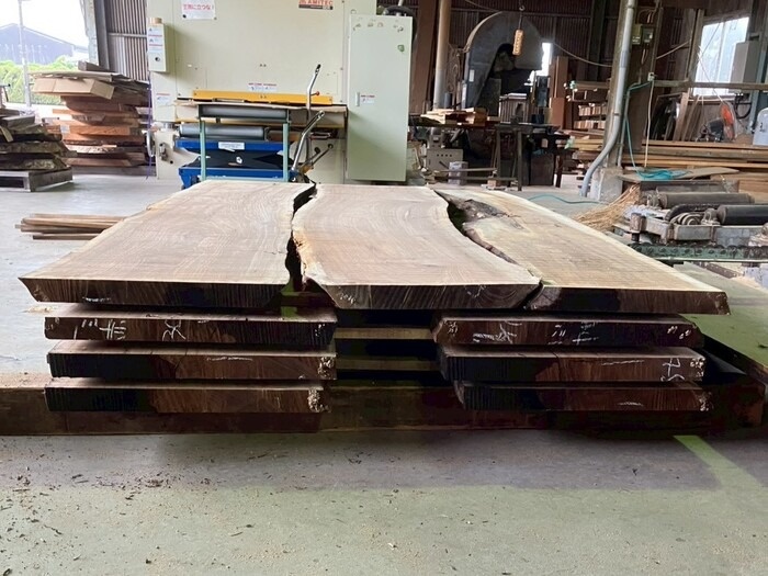 胡桃（クルミ）　無垢材