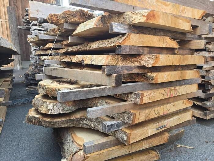 楢（ナラ）　無垢材