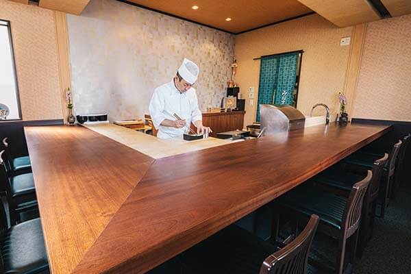 一枚板 和食カウンターの実績